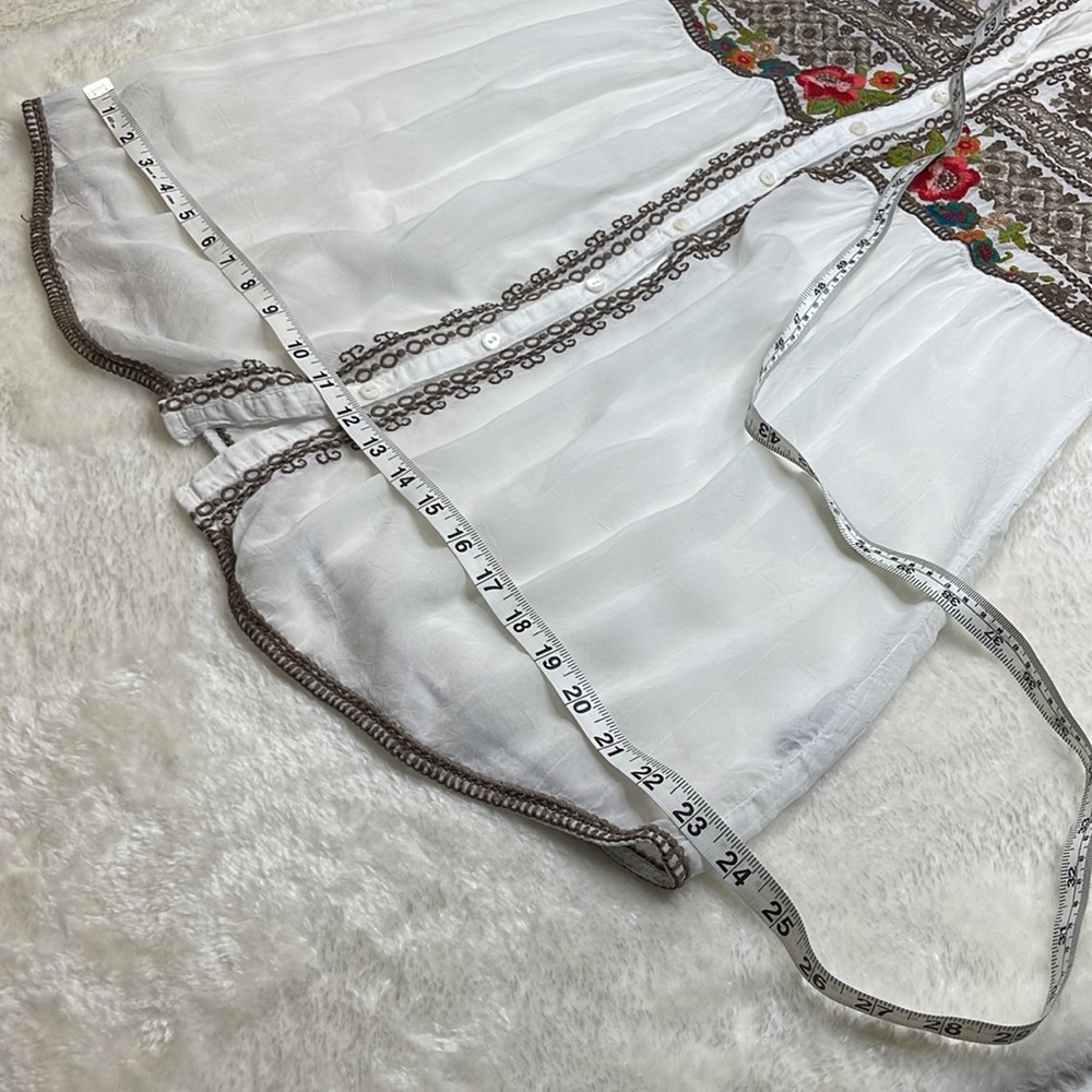 Johnny Was Sheer White Embroidered Button Front Tunic Size Small - Picture 8 of 9